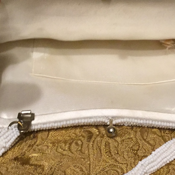 Beaded purse - Picture 4 of 4